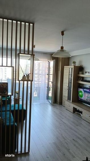 Apartament cu 2 camere semidecomandat în Mărăști