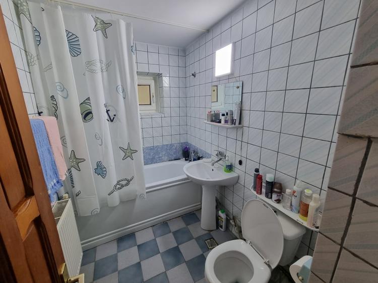 Apartament cu 3 camere decomandat, mobilat în Banca Națională