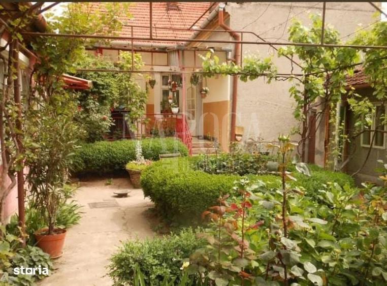 Casă cu 3 camere cu Teren 500 Mp în Central