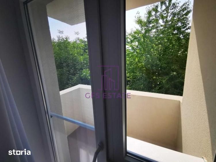 Apartament cu 3 camere decomandat în Apărătorii Patriei