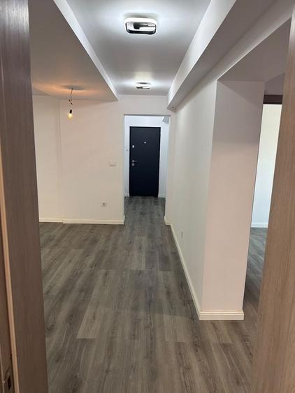 Apartament cu 3 camere decomandat în Ultracentral