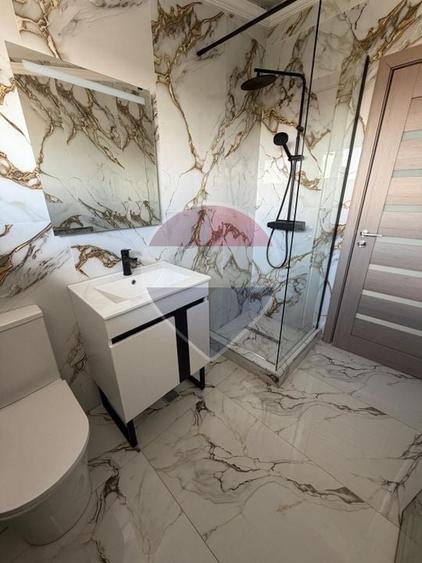 Apartament cu 2 camere,imobil nou,ultracentral,Comision 0. - 8