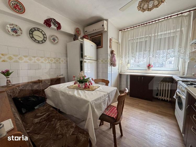 Apartament cu 3 camere în Nufărul