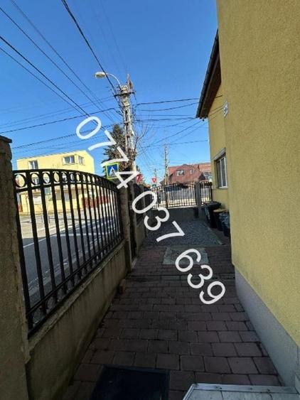 Casă individuală cu 4 camere cu Canalizare în Gheorgheni