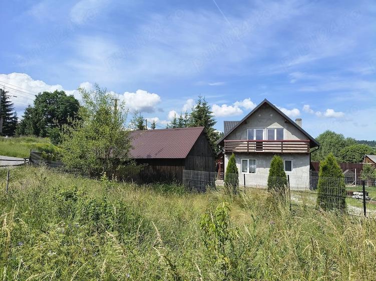 Casă cu Teren 482 Mp în Central