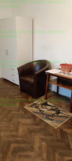 Apartament cu 3 camere nedecomandat în Exterior Vest