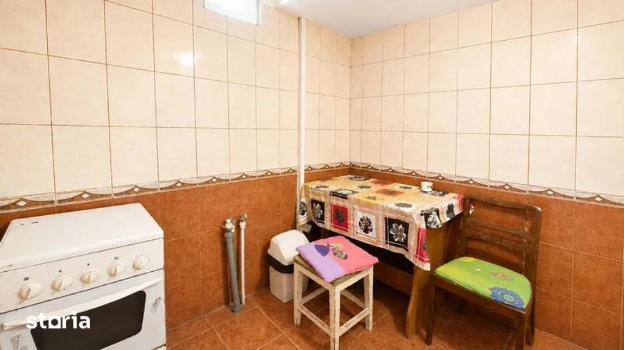 Garsonieră decomandată în Central