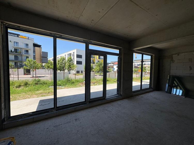 Spațiu comercial, de 122 mp, în Theodor Pallady