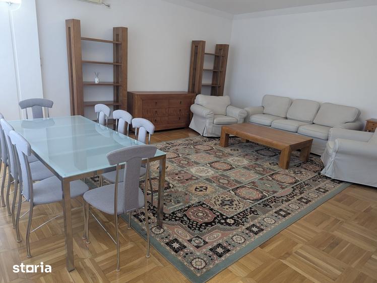 Apartament cu 3 camere decomandat în Primăverii