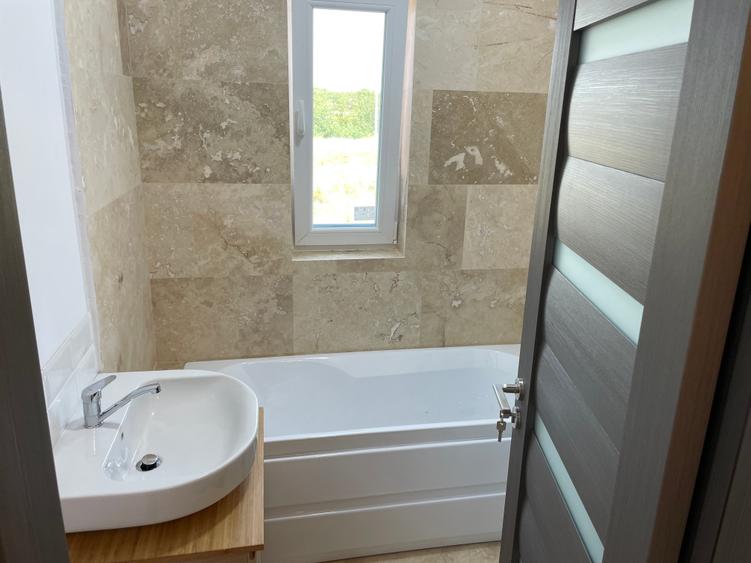 Casă cu 3 camere cu Teren 132 Mp în Nord