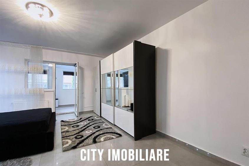 Apartament cu 2 camere semidecomandat, mobilat în Florești