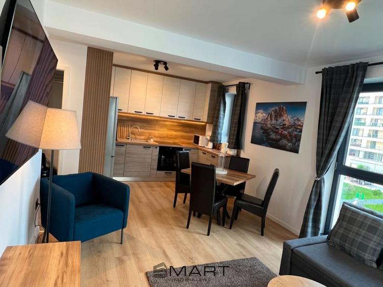 Apartament cu 2 camere semidecomandat în Tractorul