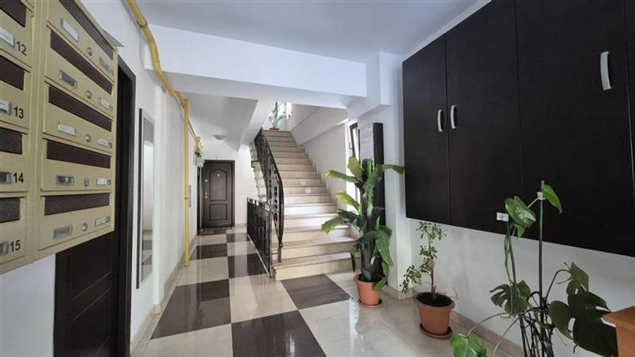 Apartament cu 2 camere decomandat în Tătărași
