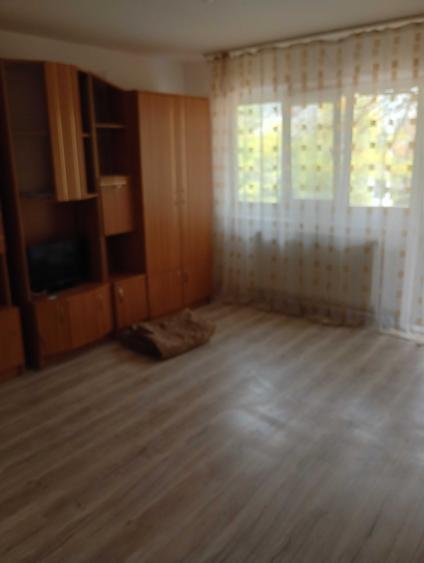 Apartament decomandat în Uliuc