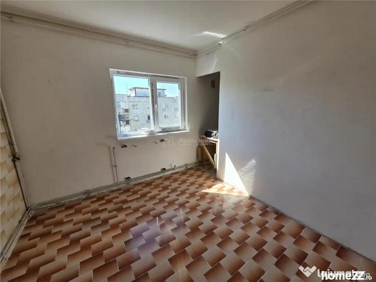 Apartament cu 2 camere decomandat în Sebastian