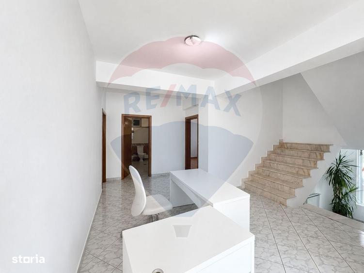 Casă cu 4 camere în Giulești