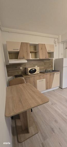 Apartament cu doua camere! Str Teilor - 5