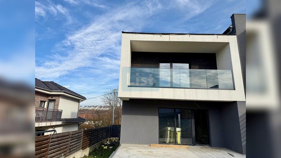 Duplex cu 3 camere cu Canalizare în Dezmir