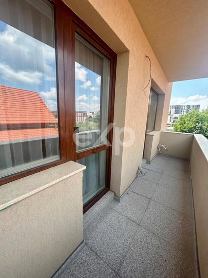 Apartament cu 2 camere decomandat, mobilat în Tractorul