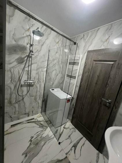 Apartament cu 3 camere decomandat în Șelimbăr