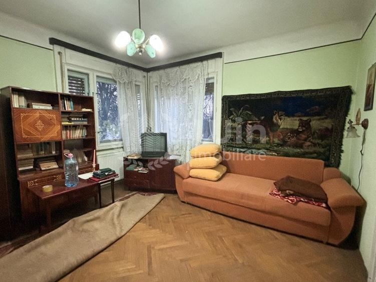 Casă individuală cu 3 camere cu Canalizare în Dâmbul Rotund