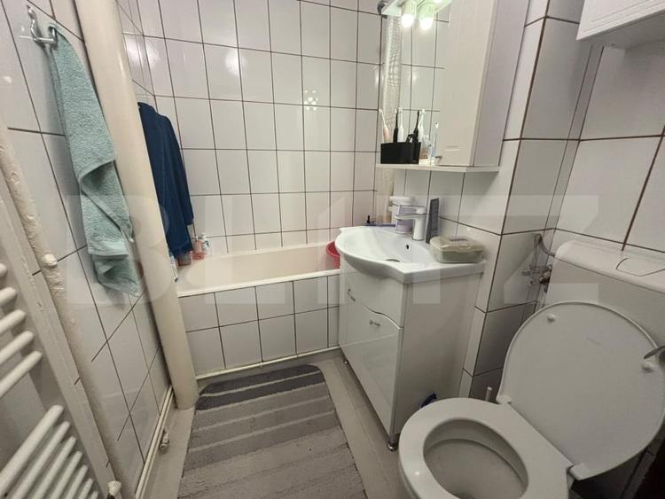 Apartament cu 3 camere decomandat, mobilat în Păcurari