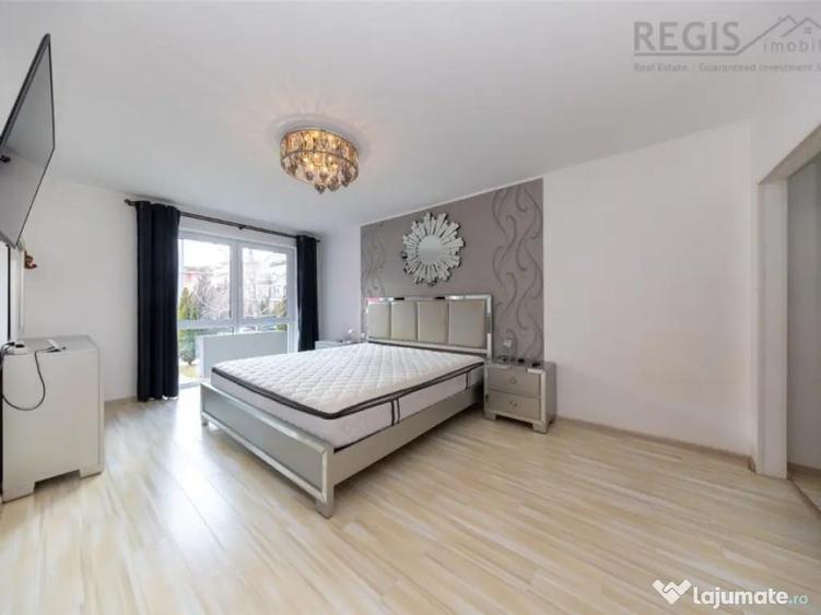 Apartament cu 4 camere decomandat în Avantgarden
