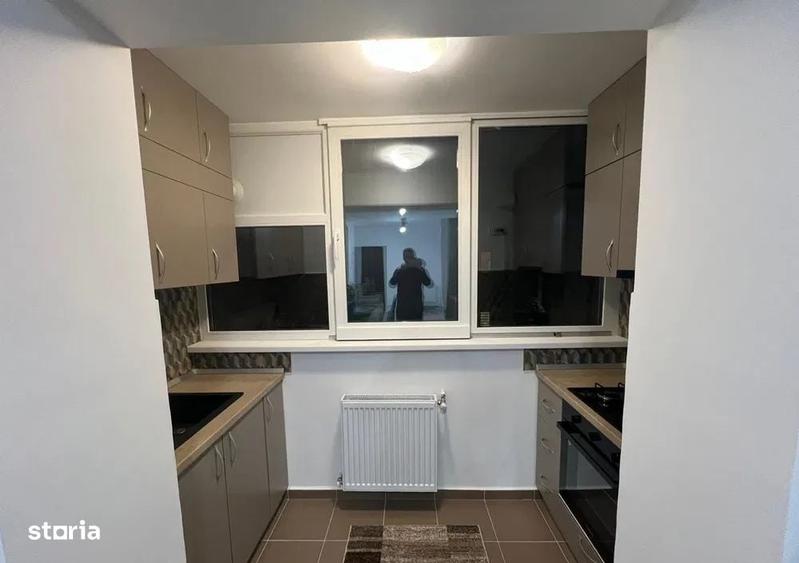 Apartament cu 2 camere în Apărătorii Patriei