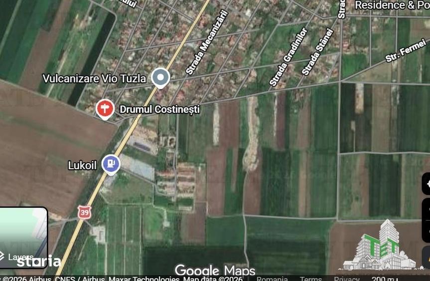 Teren de 10000 mp, în Sud