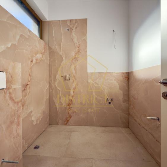 Duplex cu 4 camere cu Canalizare în Dumbrăvița