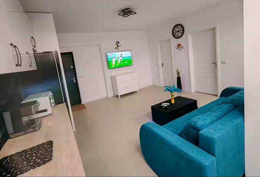 Apartament cu 2 camere decomandat în Calea București