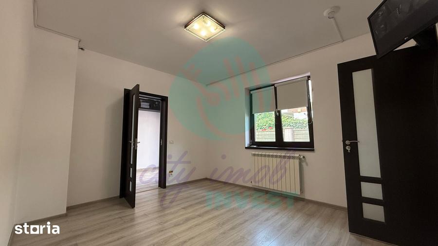 Casă cu 4 camere cu Teren 130 Mp în Tei