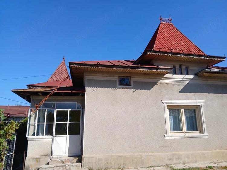 Casă cu Teren 1830 Mp în Central