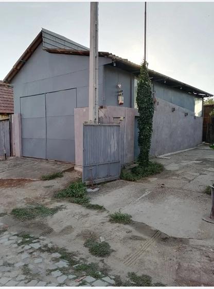 Spațiu comercial, de 100 mp, în Central