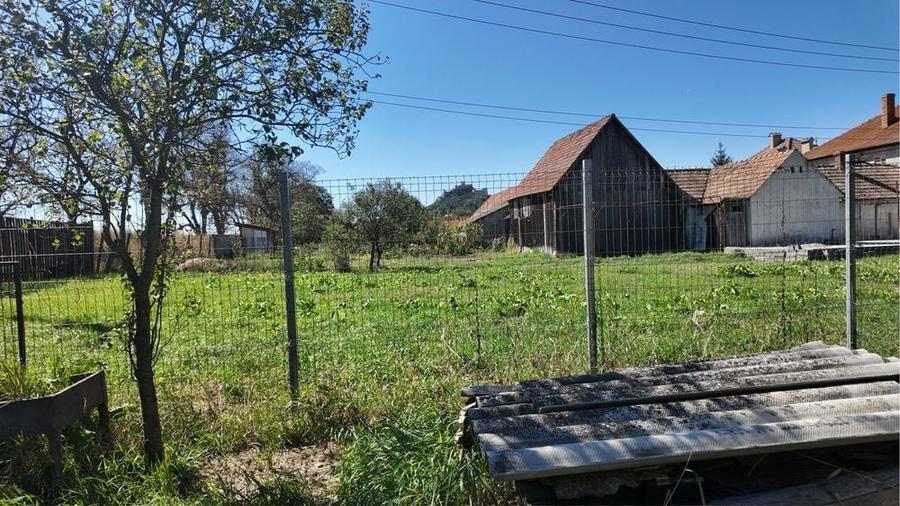 Casă cu 3 camere în Central