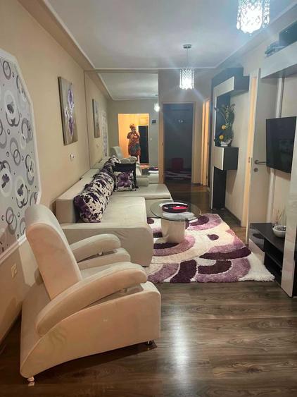 Apartament 2 camere + living cu bucatarie, bloc 2005 - 7