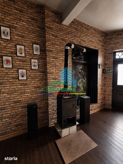 Casă cu 6 camere cu Teren 1657 Mp în Sihlea