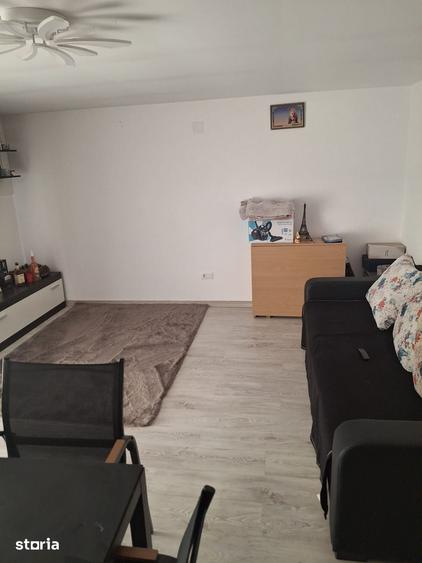 Casă cu 3 camere cu Teren 760 Mp în Albești