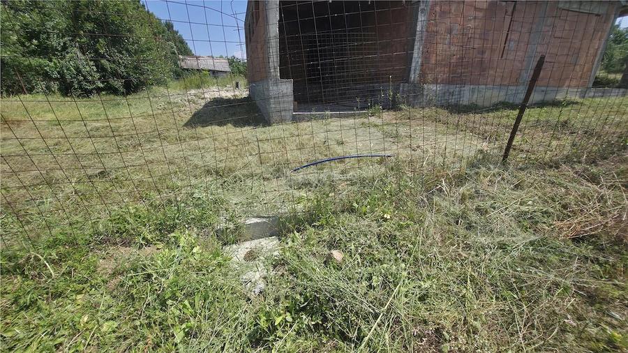 Casă cu Teren 5314 Mp în Răchitova