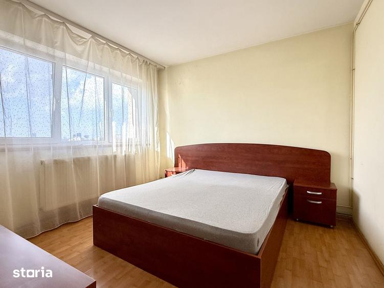 Apartament cu 3 camere decomandat în Gara de Nord