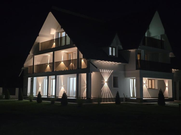 Casă cu 4 camere în Agapia