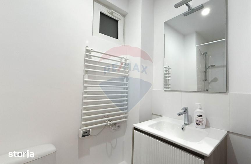 Apartament cu 4 camere, mobilat în Universitate