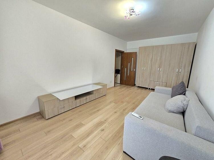 Apartament cu 2 camere decomandat în Theodor Pallady
