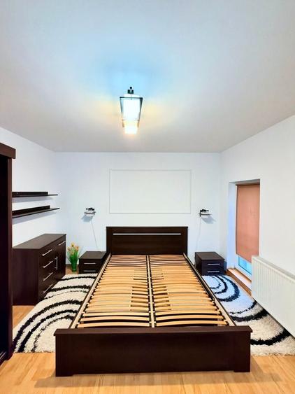 Apartament cu 2 camere semidecomandat, mobilat în Giroc