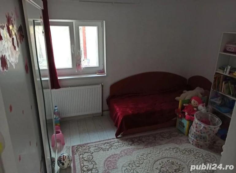 Casă cu 3 camere în Bujac