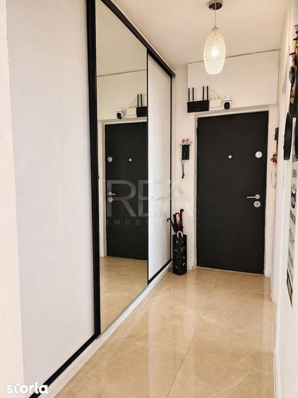 Apartament cu 2 camere semidecomandat, mobilat în Pantelimon