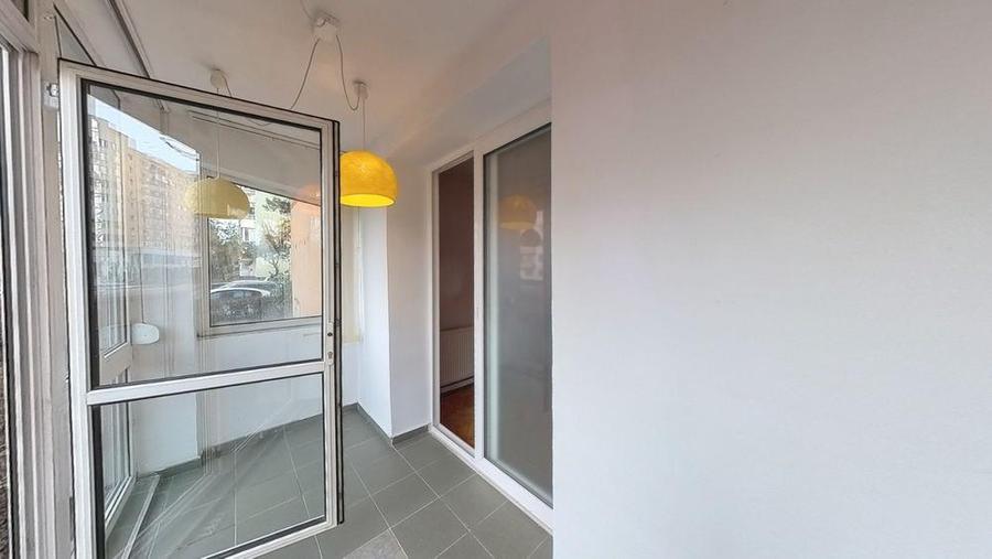 Apartament cu 3 camere decomandat în Griviței