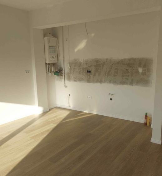 Apartament cu 3 camere semidecomandat în Baciu