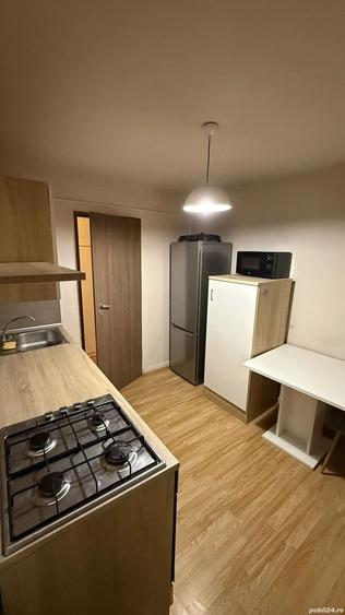 Apartament cu 2 camere semidecomandat, mobilat în Bucovina