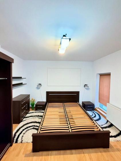 Apartament cu 2 camere semidecomandat, mobilat în Giroc